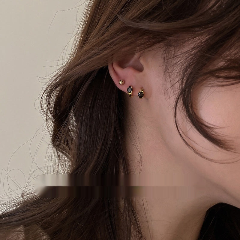 Influencer-approved Niche Design Minimalist Stud Earrings With A High-end Cool Aesthetic