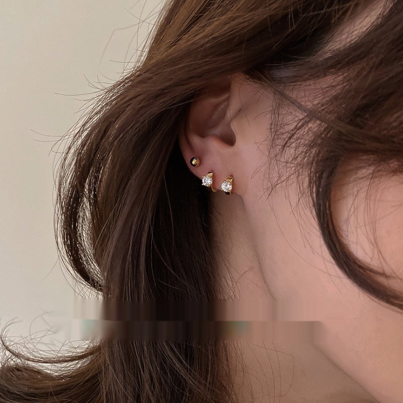 Influencer-approved Niche Design Minimalist Stud Earrings With A High-end Cool Aesthetic
