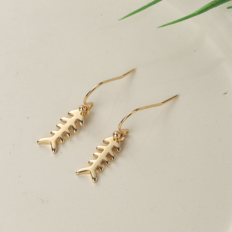 Classic Ball-Hook Geometric Lightning Heart Earrings